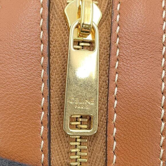 CELINE White Shoulder Bag - Picture 9 of 12